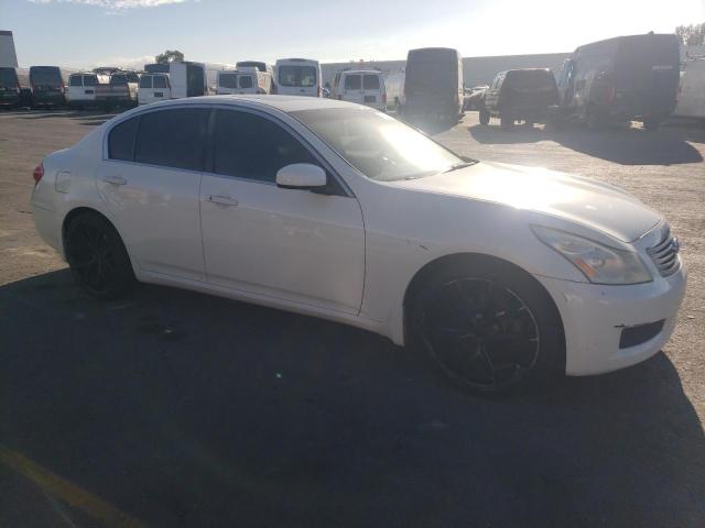 JNKBV61E28M226454 - 2008 INFINITI G35 WHITE photo 4