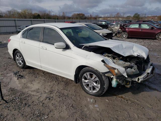 1HGCP2F4XCA194843 - 2012 HONDA ACCORD LXP WHITE photo 4