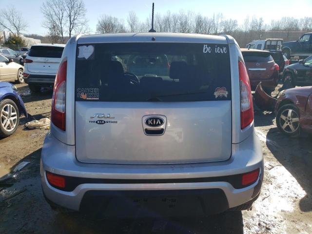 KNDJT2A59D7761933 - 2013 KIA SOUL SILVER photo 6