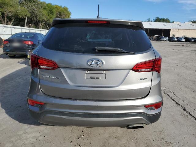 5XYZT3LB0JG539338 - 2018 HYUNDAI SANTA FE S GRAY photo 6