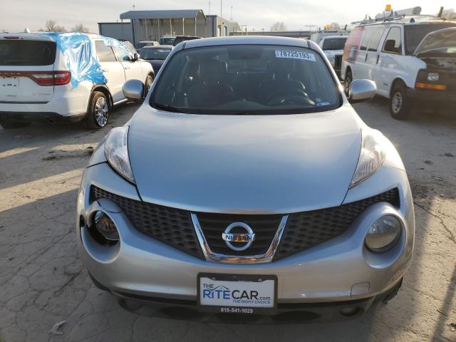 JN8AF5MR4CT103969 - 2012 NISSAN JUKE S SILVER photo 5