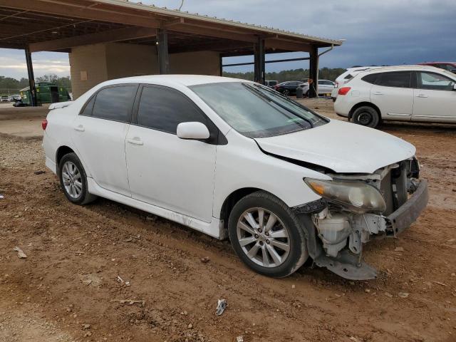 1NXBU4EE3AZ350169 - 2010 TOYOTA COROLLA BASE WHITE photo 4