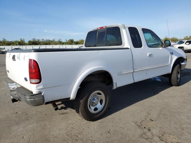 1FTZX18W6WKB77666 - 1998 FORD F150 WHITE photo 3