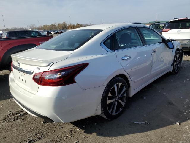 1N4AL3AP8HN312807 - 2017 NISSAN ALTIMA 2.5 WHITE photo 3