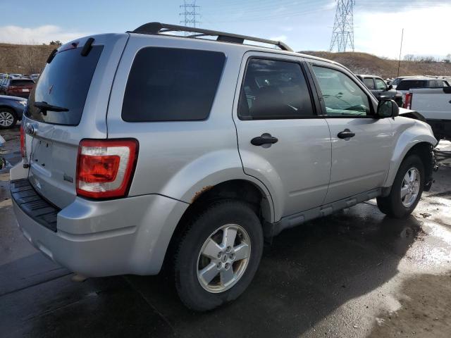 1FMCU9DG1BKA60241 - 2011 FORD ESCAPE XLT SILVER photo 3