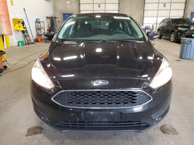 1FADP3K29HL303808 - 2017 FORD FOCUS SE BLACK photo 5