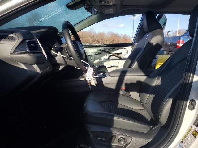 4T1G11BKXPU078851 - 2023 TOYOTA CAMRY SE NIGHT SHADE WHITE photo 7