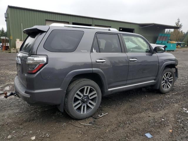 JTEBU5JR5J5597699 - 2018 TOYOTA 4RUNNER SR5/SR5 PREMIUM ნაცრისფერი ფოტო 3
