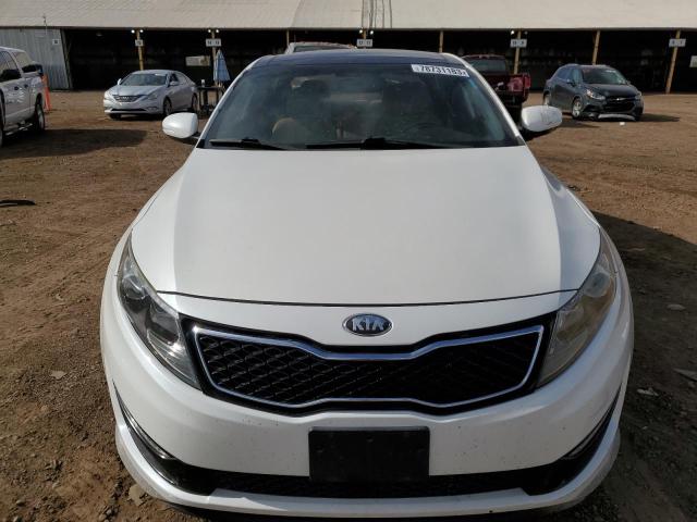 5XXGR4A67DG179088 - 2013 KIA OPTIMA SX WHITE photo 5