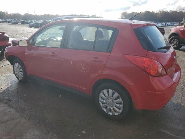 3N1BC13E39L354479 - 2009 NISSAN VERSA S RED photo 2