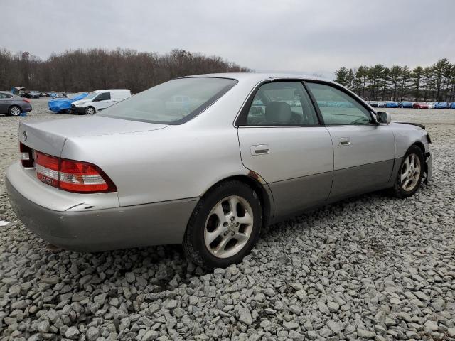 JT8BF28G410296452 - 2001 LEXUS ES 300 SILVER photo 3