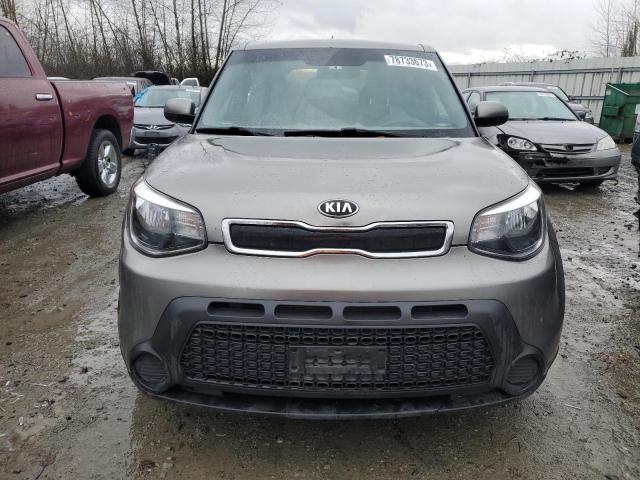 KNDJP3A51F7175904 - 2015 KIA SOUL + GRAY photo 5