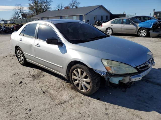 1HGCM66876A047113 - 2006 HONDA ACCORD EX SILVER photo 4