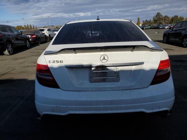 WDDGF4HBXEA965224 - 2014 MERCEDES-BENZ C 250 WHITE photo 6