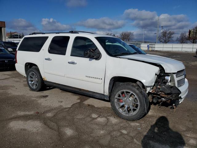 3GNFK16378G112305 - 2008 CHEVROLET SUBURBAN K1500 LS WHITE photo 4