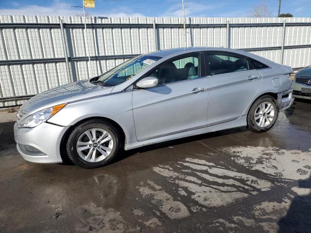 5NPEB4AC6EH815197 - 2014 HYUNDAI SONATA GLS SILVER photo 1