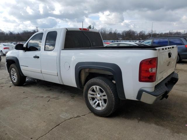 2GCEK19J081116980 - 2008 CHEVROLET SILVERADO K1500 WHITE photo 2