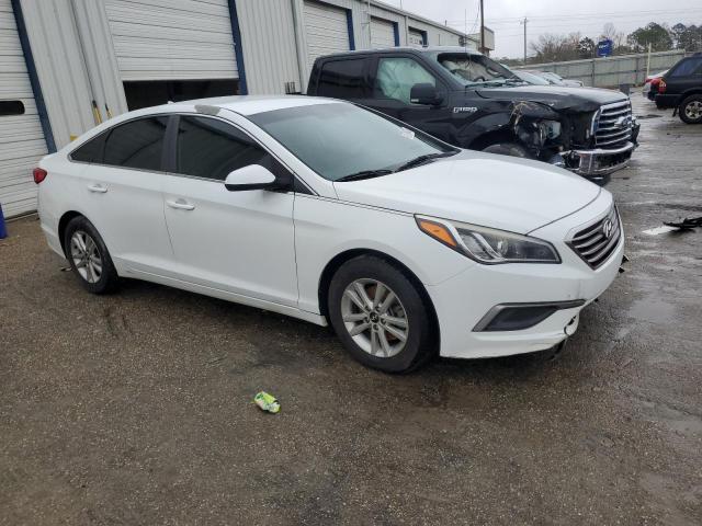 5NPE24AF9GH281089 - 2016 HYUNDAI SONATA SE WHITE photo 4