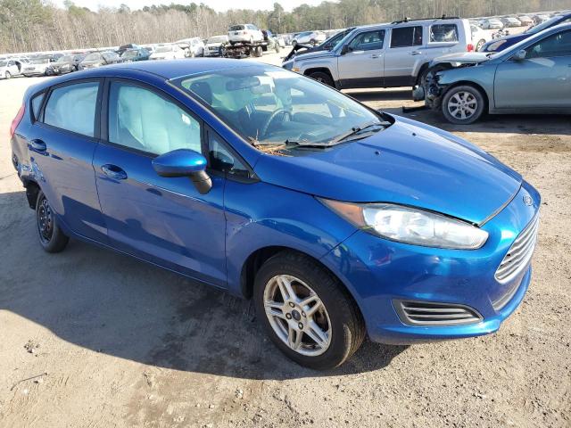 3FADP4EJ7KM155236 - 2019 FORD FIESTA SE BLUE photo 4