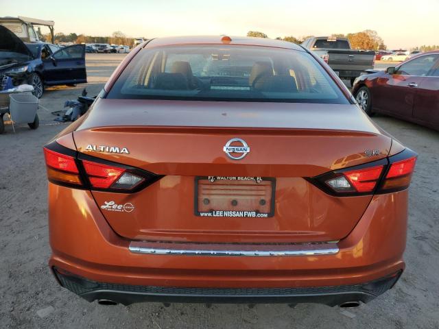 1N4BL4CV4MN415030 - 2021 NISSAN ALTIMA SR ORANGE photo 6