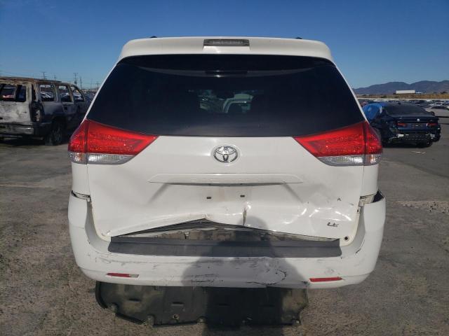 5TDKK3DC7DS349328 - 2013 TOYOTA SIENNA LE WHITE photo 6