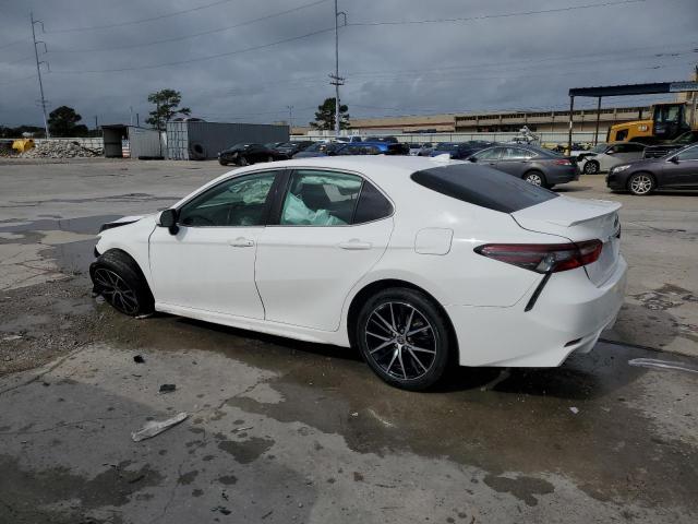 4T1G11AK2PU770586 - 2023 TOYOTA CAMRY SE NIGHT SHADE WHITE photo 2