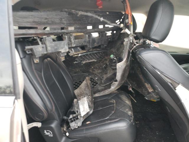 2C4RC1EG2HR647608 - 2017 CHRYSLER PACIFICA TOURING L PLUS SILVER photo 11