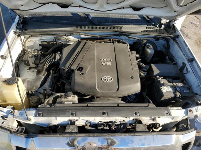 3TMJU62NX6M028558 - 2006 TOYOTA TACOMA DOUBLE CAB PRERUNNER WHITE photo 11
