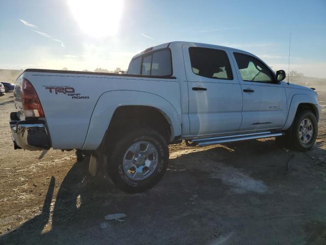 3TMJU62NX6M028558 - 2006 TOYOTA TACOMA DOUBLE CAB PRERUNNER WHITE photo 3