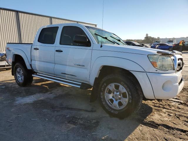 3TMJU62NX6M028558 - 2006 TOYOTA TACOMA DOUBLE CAB PRERUNNER WHITE photo 4