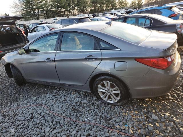 5NPEB4AC9DH798460 - 2013 HYUNDAI SONATA GLS SILVER photo 2