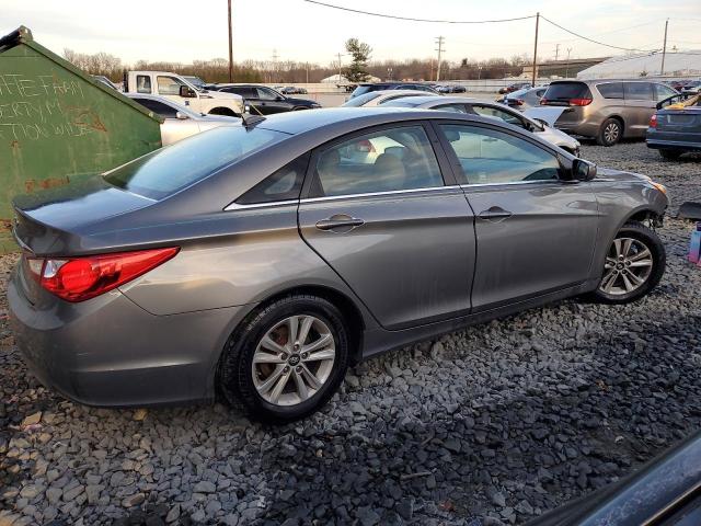 5NPEB4AC9DH798460 - 2013 HYUNDAI SONATA GLS SILVER photo 3