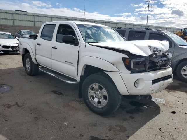 3TMJU62N89M079450 - 2009 TOYOTA TACOMA DOUBLE CAB PRERUNNER WHITE photo 4