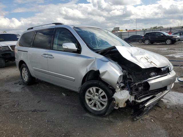 KNDMG4C72C6493372 - 2012 KIA SEDONA LX SILVER photo 4