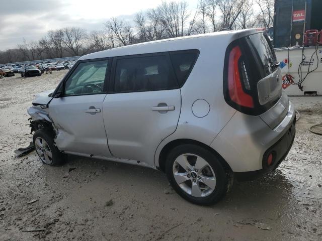 KNDJN2A29H7461010 - 2017 KIA SOUL SILVER photo 2