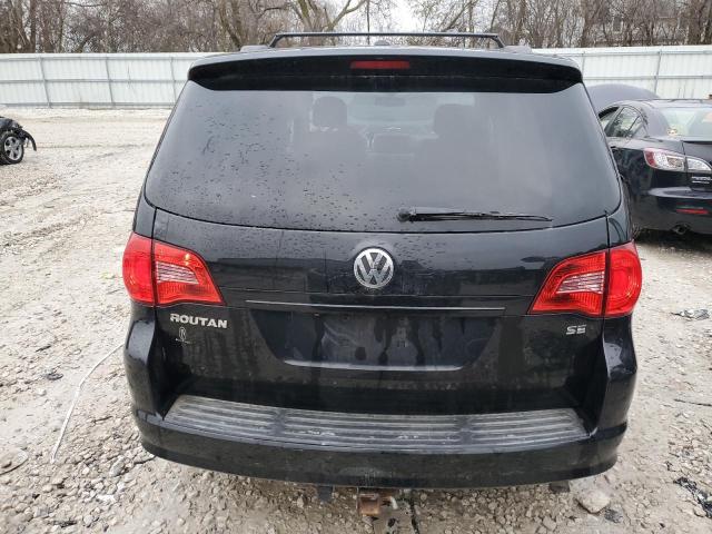 2C4RVABG8CR391319 - 2012 VOLKSWAGEN ROUTAN SE BLACK photo 6