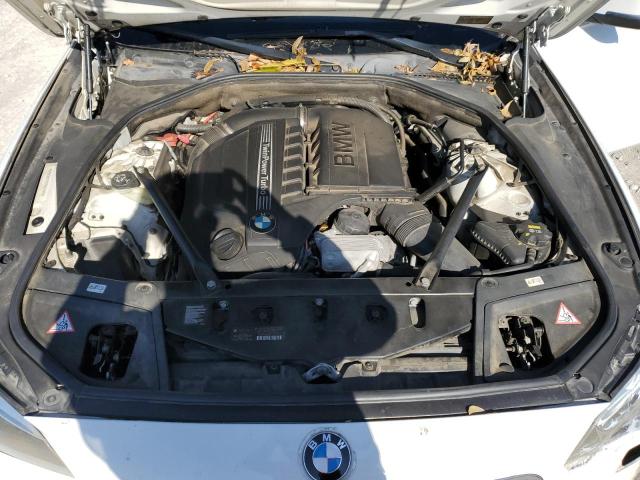 WBA5B1C51FD921106 - 2015 BMW 535 I WHITE photo 11