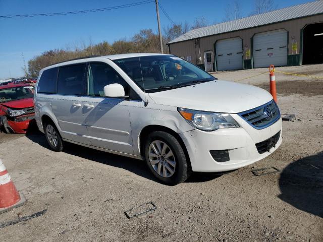 2C4RVABG5CR391973 - 2012 VOLKSWAGEN ROUTAN SE თეთრი ფოტო 4