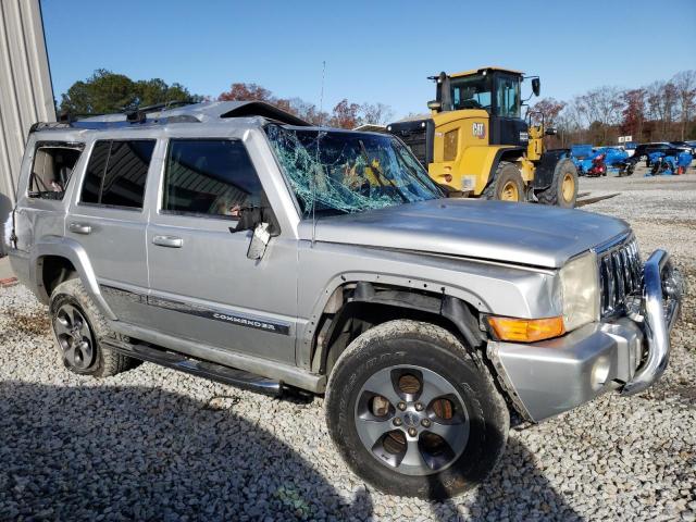 1J8HG58238C210564 - 2008 JEEP COMMANDER LIMITED SILVER photo 4