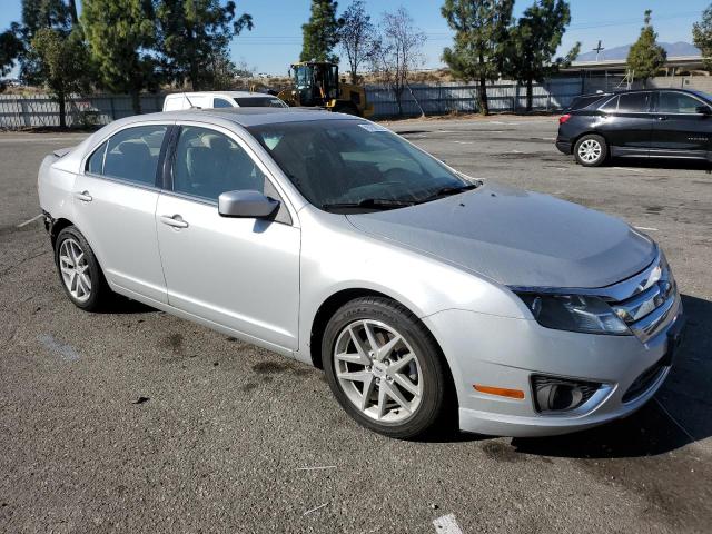 3FAHP0JA4AR254954 - 2010 FORD FUSION SEL SILVER photo 4