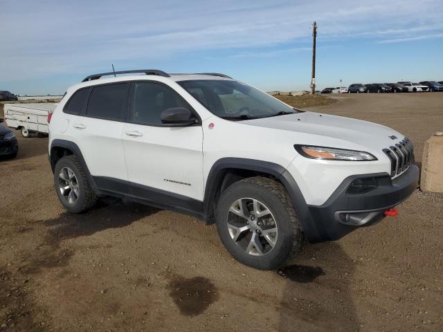 1C4PJMBS1GW339875 - 2016 JEEP CHEROKEE TRAILHAWK WHITE photo 4