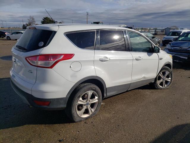 1FMCU9GX6FUC66452 - 2015 FORD ESCAPE SE WHITE photo 3