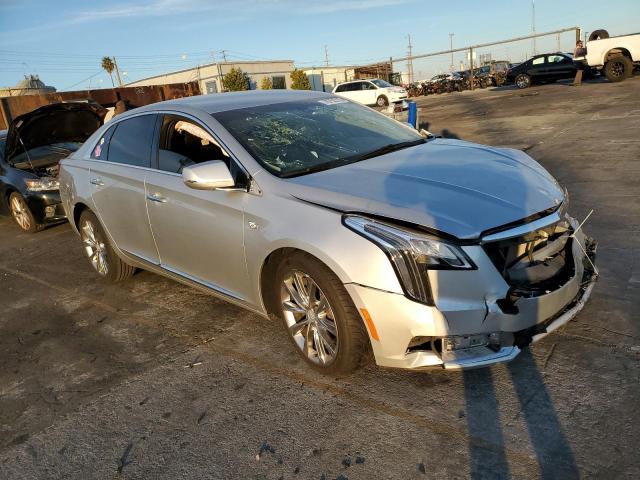 2G61L5S32J9176882 - 2018 CADILLAC XTS SILVER photo 4