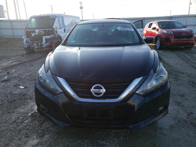 1N4AL3AP8HN355320 - 2017 NISSAN ALTIMA 2.5 BLACK photo 5