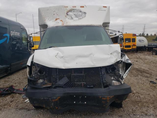 1GBJG31U771113293 - 2007 CHEVROLET EXPRESS G3 WHITE photo 5