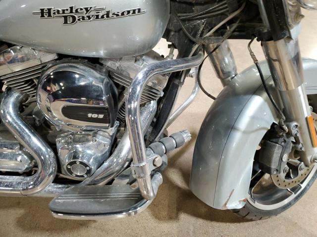 1HD1KRM19FB701895 - 2015 HARLEY-DAVIDSON FLHXS STREET GLIDE SPECIAL SILVER photo 12