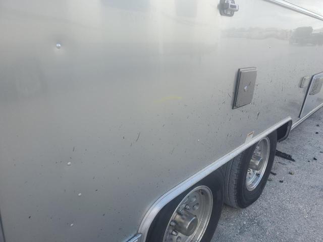 1STTFYL23JJ542360 - 2018 AIRS CAMPER ვერცხლისფერი ფოტო 9