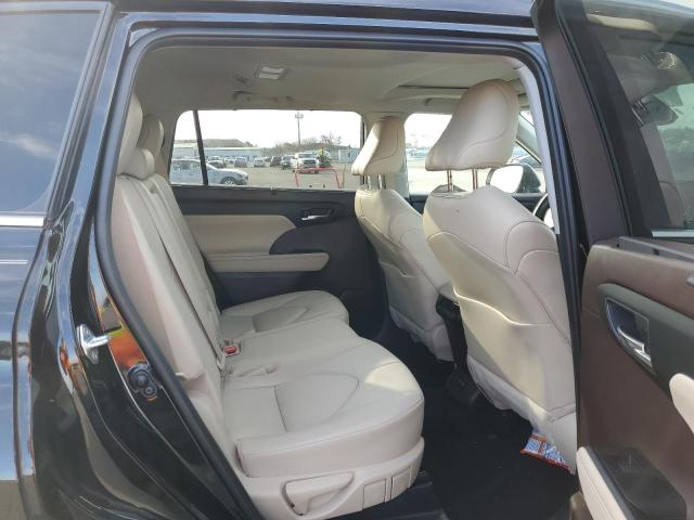 5TDGZRBHXMS116840 - 2021 TOYOTA HIGHLANDER XLE BLACK photo 11
