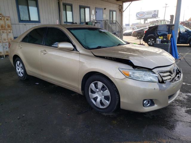 4T1BF3EK6BU208877 - 2011 TOYOTA CAMRY BASE GOLD photo 4