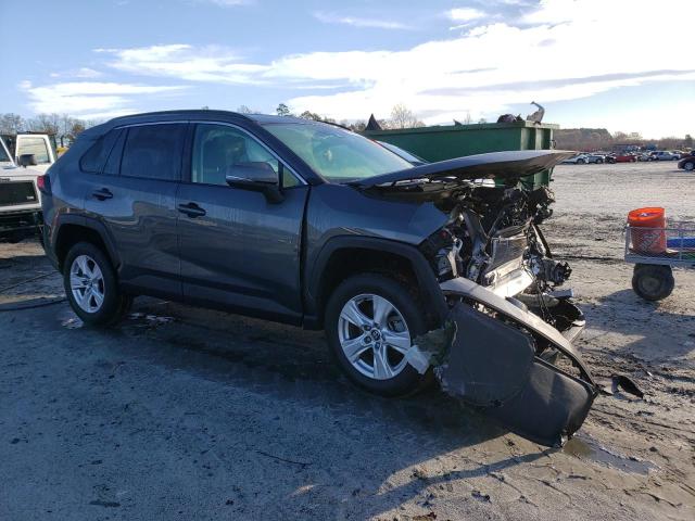 2T3W1RFV4LC050108 - 2020 TOYOTA RAV4 XLE GRAY photo 4